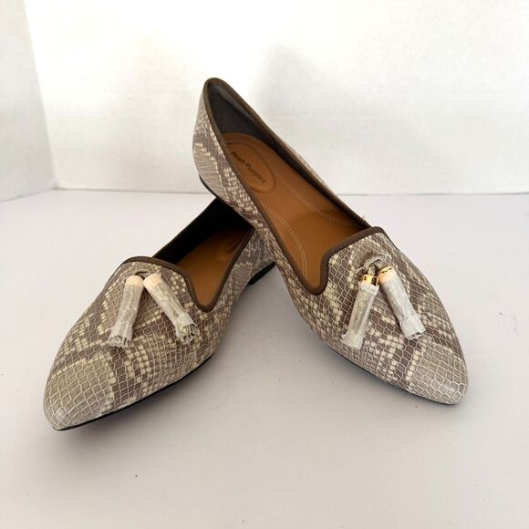 Hush Puppies Shoes - NWOT Womens Hush Puppies Sadie Tassel Slip-On Loafers in snakeskin, 9W